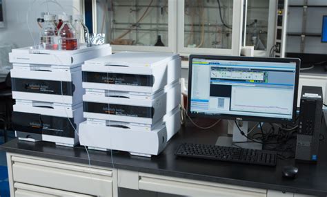 مجموعه آموزش شیمی تجزیه (Analytical Chemistry)